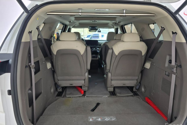 2022 Kia Carnival с пробегом 141 327 км