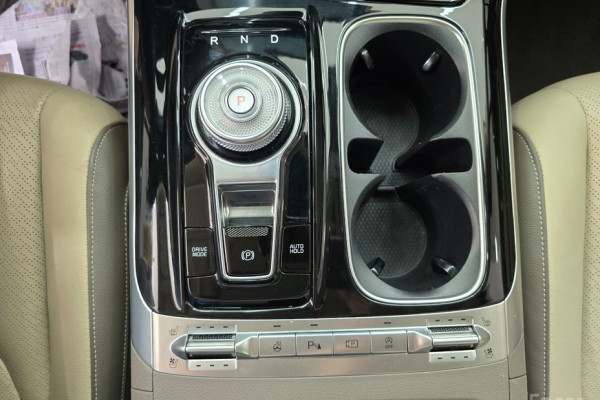 2022 Kia Carnival с пробегом 141 327 км
