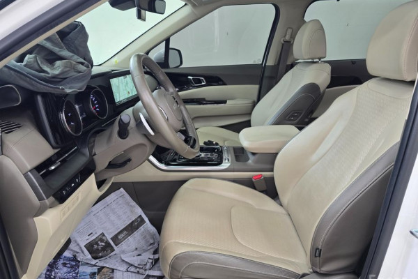 2022 Kia Carnival с пробегом 141 327 км