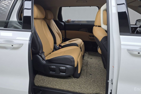 2022 Kia Carnival с пробегом 68 615 км