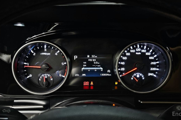 2022 Kia Carnival с пробегом 130 834 км
