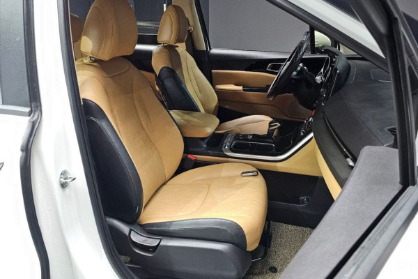 2022 Kia Carnival с пробегом 130 834 км