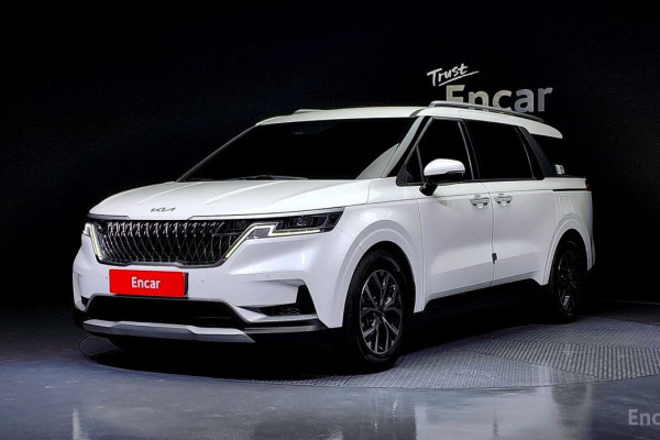 2022 Kia Carnival с пробегом 108 675 км