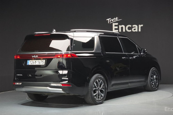 2022 Kia Carnival с пробегом 100 305 км