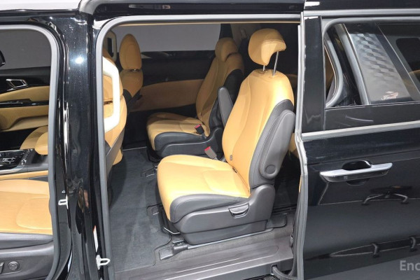 2022 Kia Carnival с пробегом 100 305 км