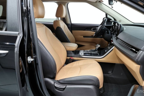 2021 Kia Carnival с пробегом 63 740 км