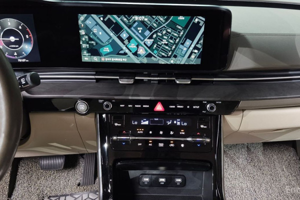 2021 Kia Carnival с пробегом 75 107 км