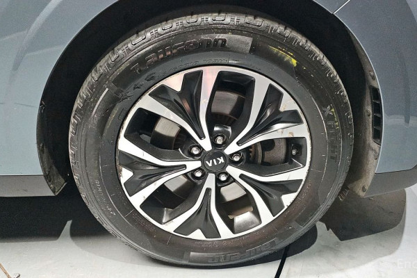 2021 Kia Carnival с пробегом 91 571 км