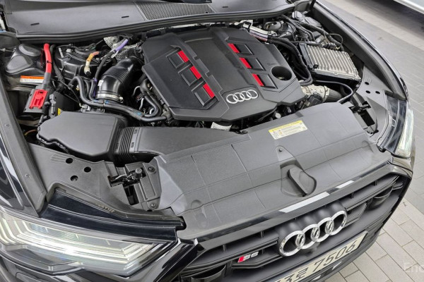 2021 Audi S6 с пробегом 73 689 км