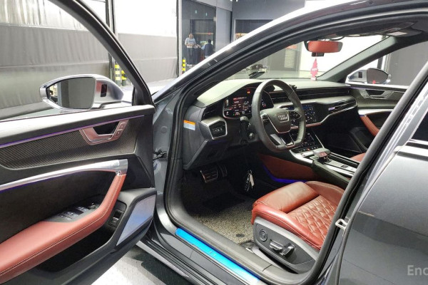 2021 Audi S6 с пробегом 70 863 км