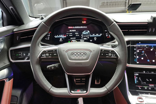 2021 Audi S6 с пробегом 70 863 км