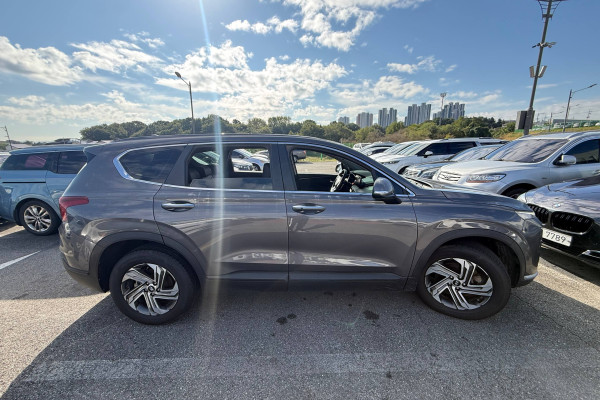 2021 Hyundai Santa Fe с пробегом 104 269 км