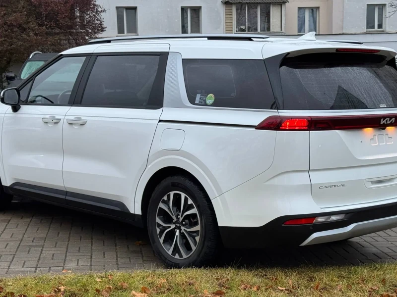 2021 Kia Carnival с пробегом 117 271 км