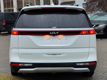 2021 Kia Carnival с пробегом 117 271 км