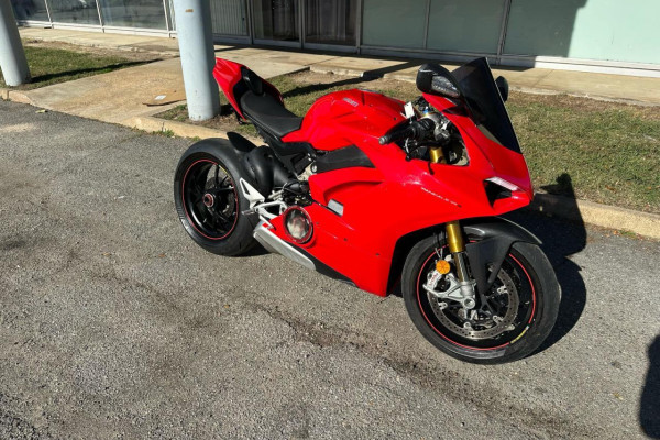 2019 Ducati Panigale, V4 с пробегом 20 503 км