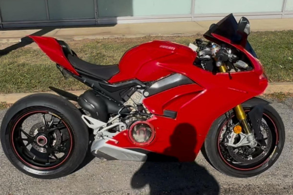 2019 Ducati Panigale, V4 с пробегом 20 503 км