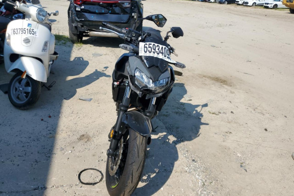 2024 Kawasaki ER650 с пробегом 3 500 км