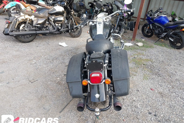 2004 Harley-Davidson Road King с пробегом 999 999 км