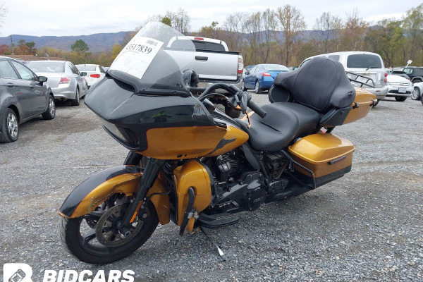 2023 Harley-Davidson FLTRK с пробегом 27 945 км