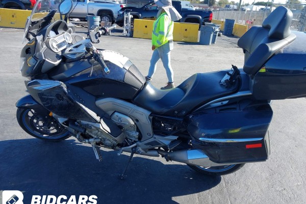 2011 BMW K1600Gtl с пробегом 999 999 км