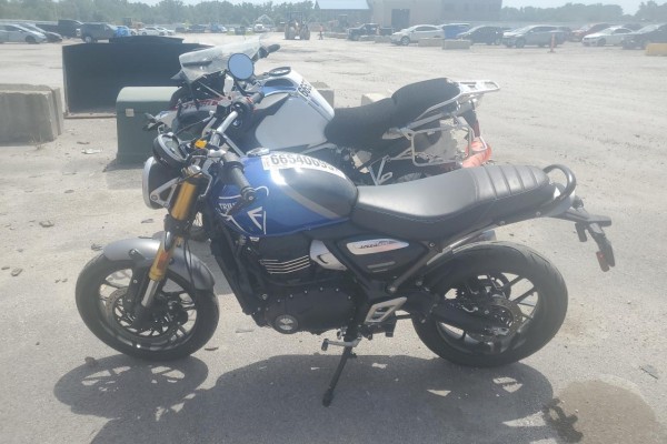 2024 Triumph Speed, 400 с пробегом 999 999 км