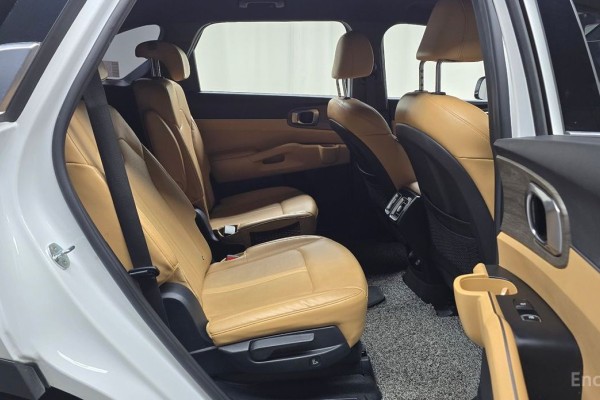 2022 Kia Sorento с пробегом 64 223 км