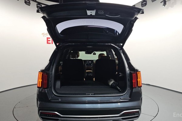 2022 Kia Sorento с пробегом 56 887 км