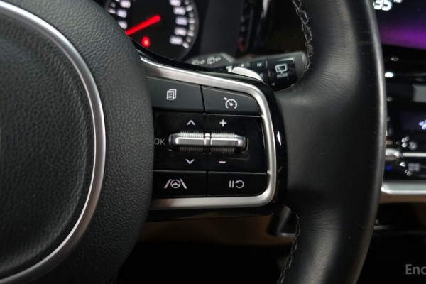 2022 Kia Sorento с пробегом 75 396 км