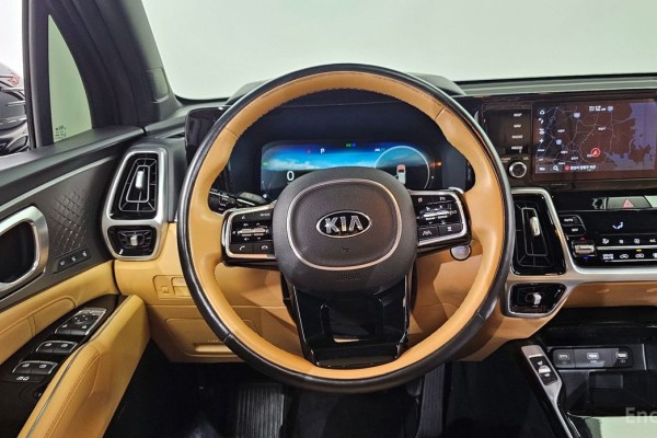 2021 Kia Sorento с пробегом 104 747 км
