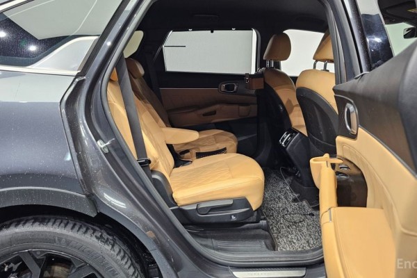 2022 Kia Sorento с пробегом 114 757 км