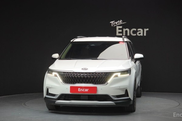 2021 Kia Carnival с пробегом 83 642 км