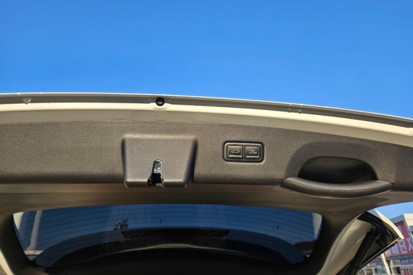 2021 Kia Carnival с пробегом 50 000 км