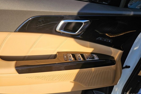 2021 Kia Carnival с пробегом 50 000 км