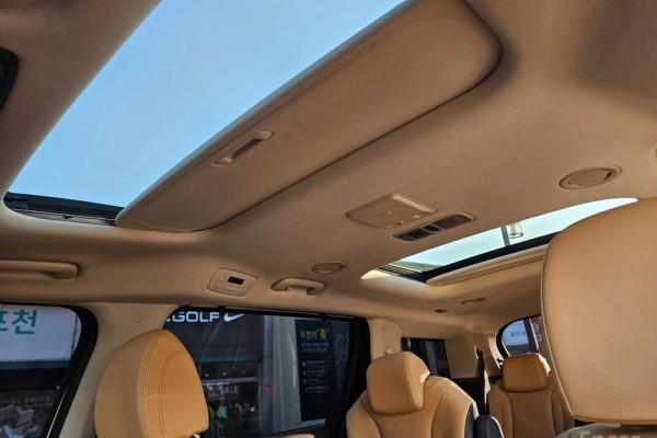 2021 Kia Carnival с пробегом 50 000 км