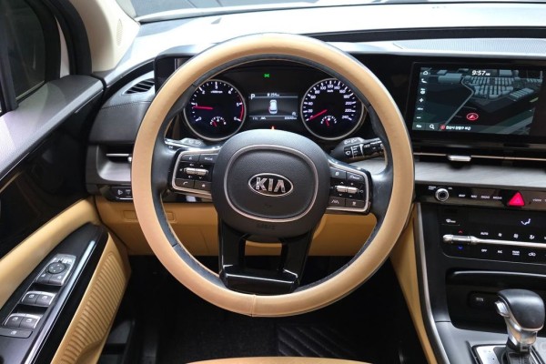 2021 Kia Carnival с пробегом 83 642 км