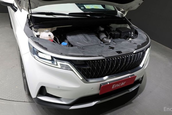 2021 Kia Carnival с пробегом 124 210 км