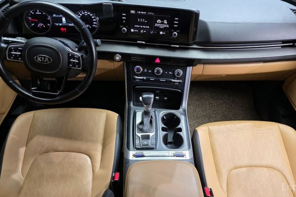 2021 Kia Carnival с пробегом 124 210 км