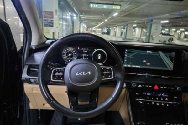 2021 Kia Carnival с пробегом 105 207 км