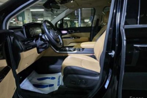 2021 Kia Carnival с пробегом 105 207 км