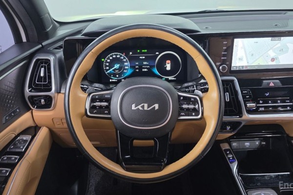 2022 Kia Sorento с пробегом 56 423 км