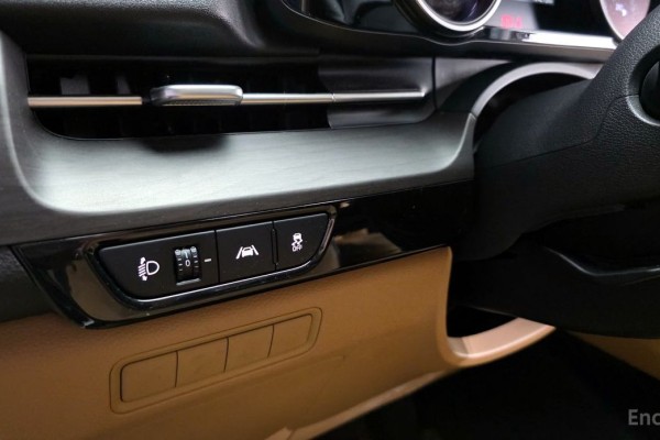 2021 Kia Carnival с пробегом 124 210 км