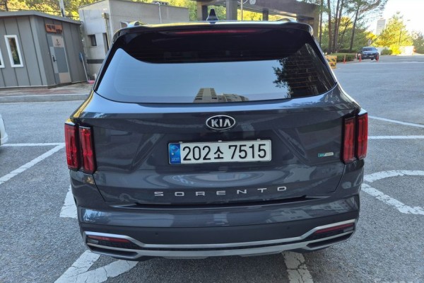 2021 Kia Sorento с пробегом 44 579 км