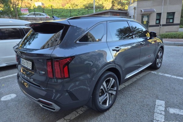 2021 Kia Sorento с пробегом 44 579 км