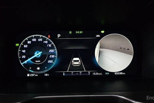 2022 Kia Sorento с пробегом 65 038 км