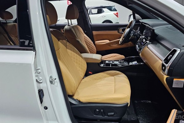 2022 Kia Sorento с пробегом 65 038 км