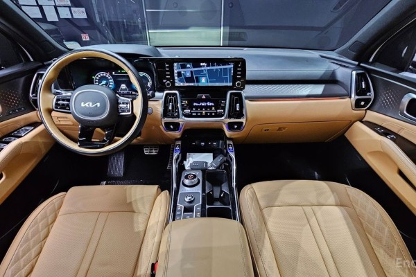 2022 Kia Sorento с пробегом 65 038 км