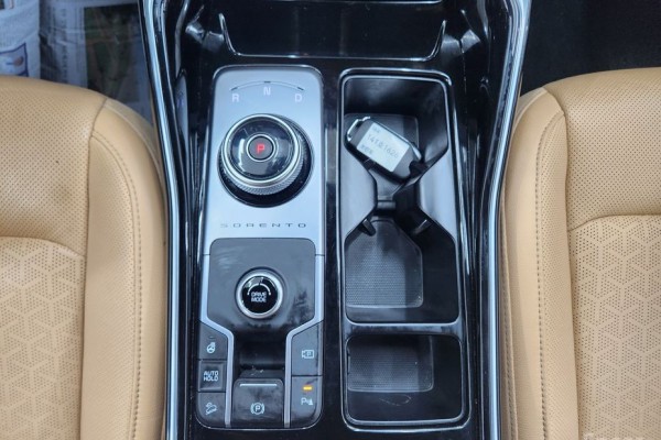 2021 Kia Sorento с пробегом 79 962 км