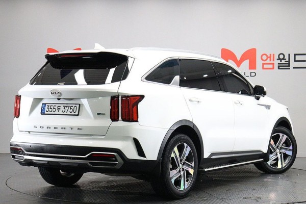 2021 Kia Sorento с пробегом 75 871 км
