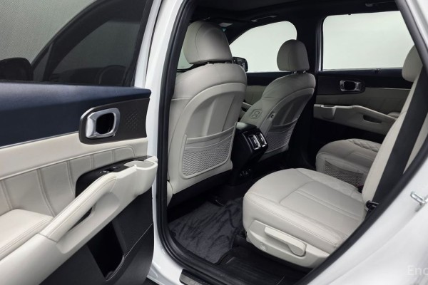 2022 Kia Sorento с пробегом 73 390 км