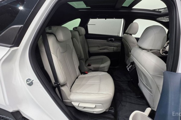 2022 Kia Sorento с пробегом 73 390 км